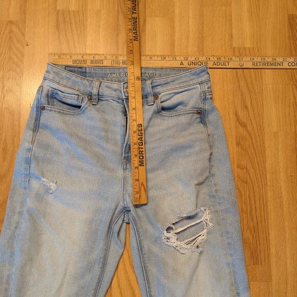 American Eagle Mom Straight Leg Jeans Womens 4 Blue High Rise Distressed - Picture 3 of 8